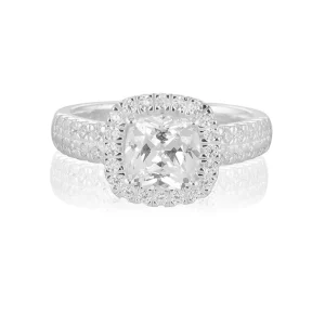 Glamorous ring